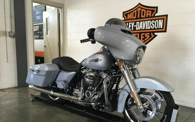 2023 Harley-Davidson® FLHX - Street Glide®