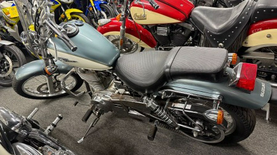 2011 Suzuki Boulevard S40