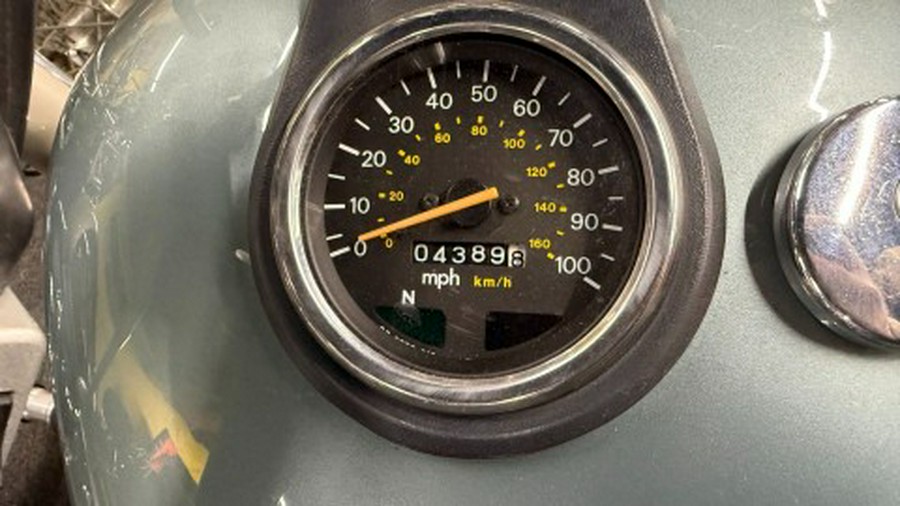 2011 Suzuki Boulevard S40