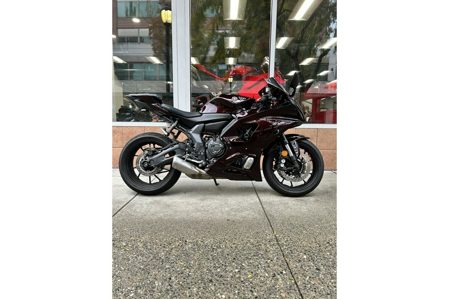 2024 Yamaha YZF R7