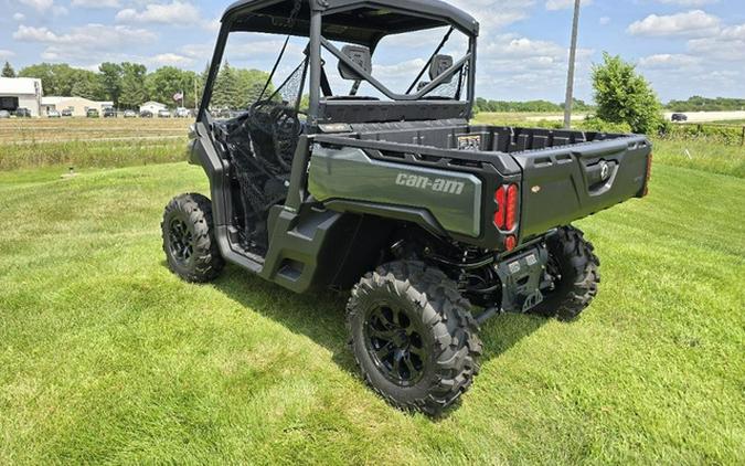 2024 Can-Am Defender XT HD10