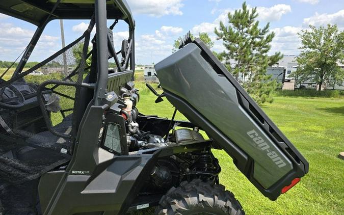 2024 Can-Am Defender XT HD10