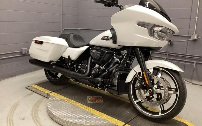 2024 Harley-Davidson® FLTRX - Road Glide®