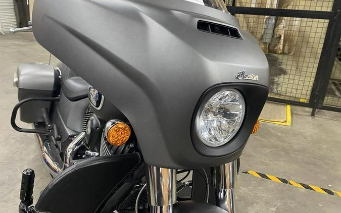 2020 Indian Motorcycle® Chieftain® Titanium Smoke