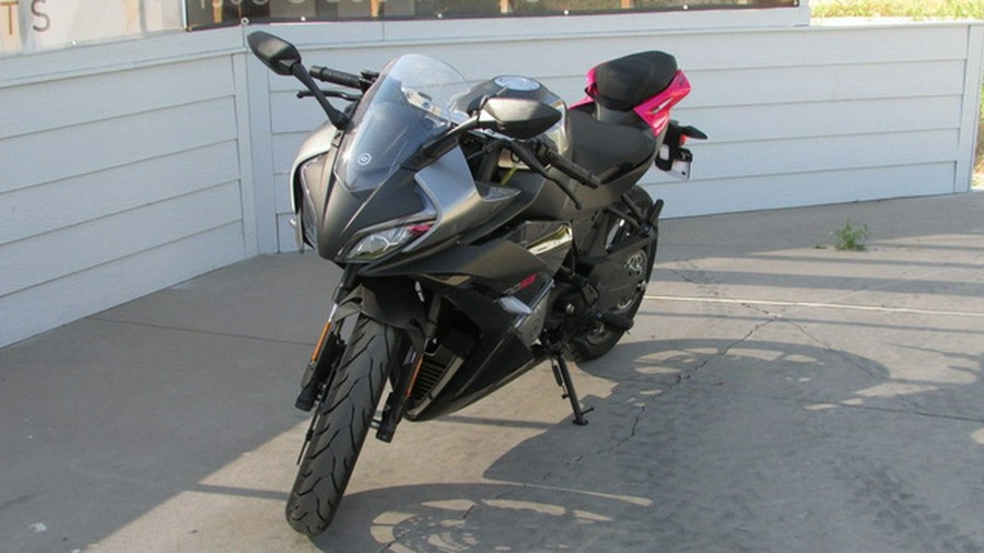 2025 CFMOTO 300SS