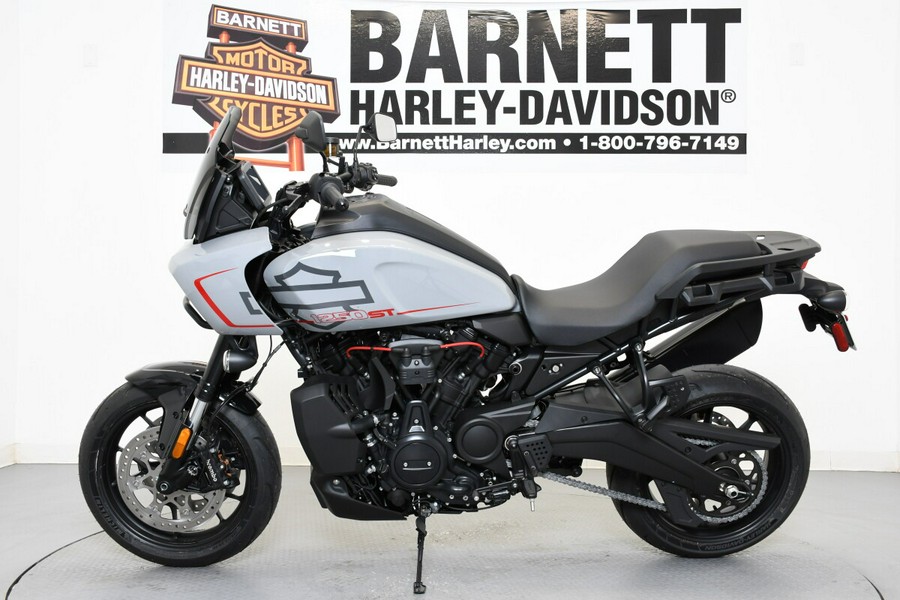 2025 Harley-Davidson® RA1250ST Pan America® 1250 ST