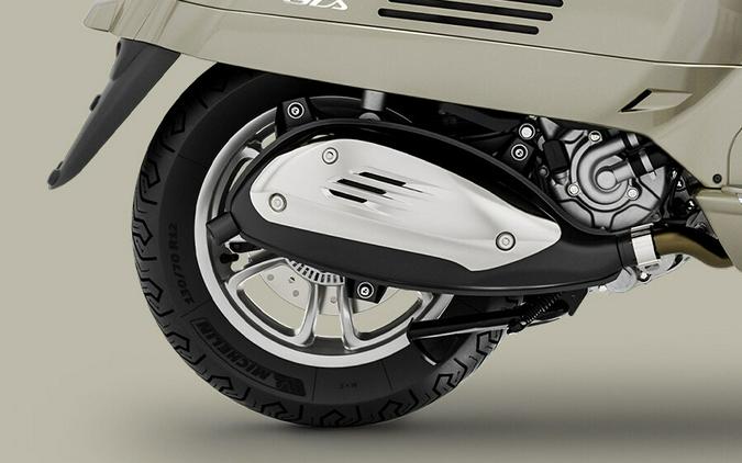 2027 Vespa GTS 310