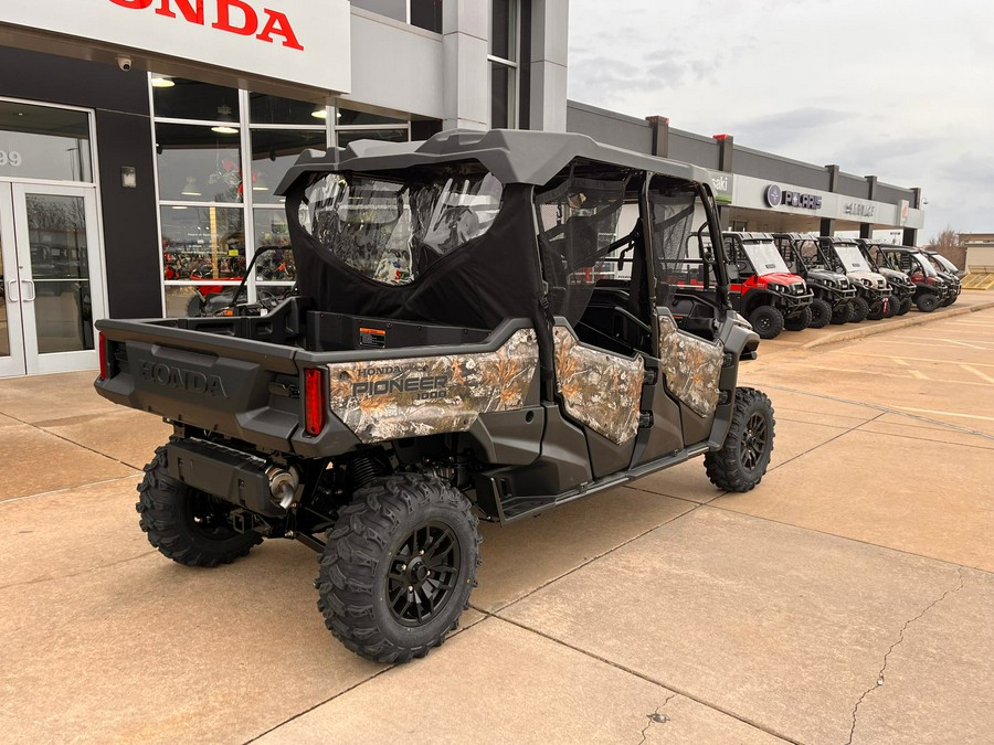 2024 Honda Pioneer 1000-6 Crew Deluxe