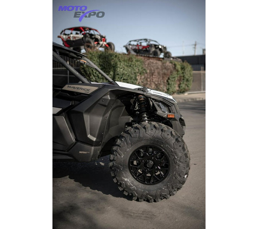 2024 Can-Am® Maverick X3 MAX DS Turbo RR Catalyst Gray