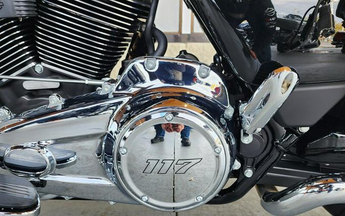 FLHX 2025 Street Glide™