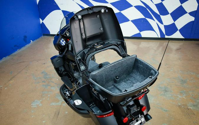 2026 Roadmaster® PowerPlus 112 Dark Horse® with PowerBand Audio Package - Indian Motorcycle