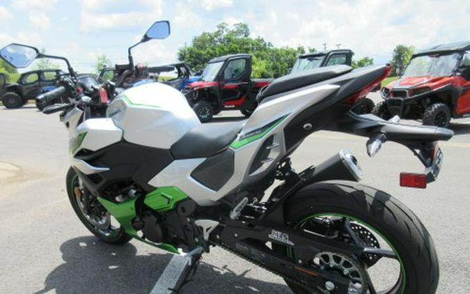 2024 Kawasaki Z7 Hybrid ABS