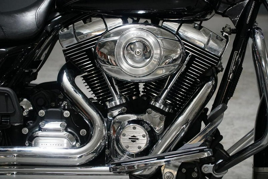 2013 Harley-Davidson® FLHRC - Road King® Classic