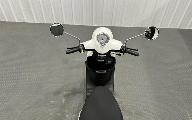 2024 Genuine Scooter Co. Buddy 50 50 International