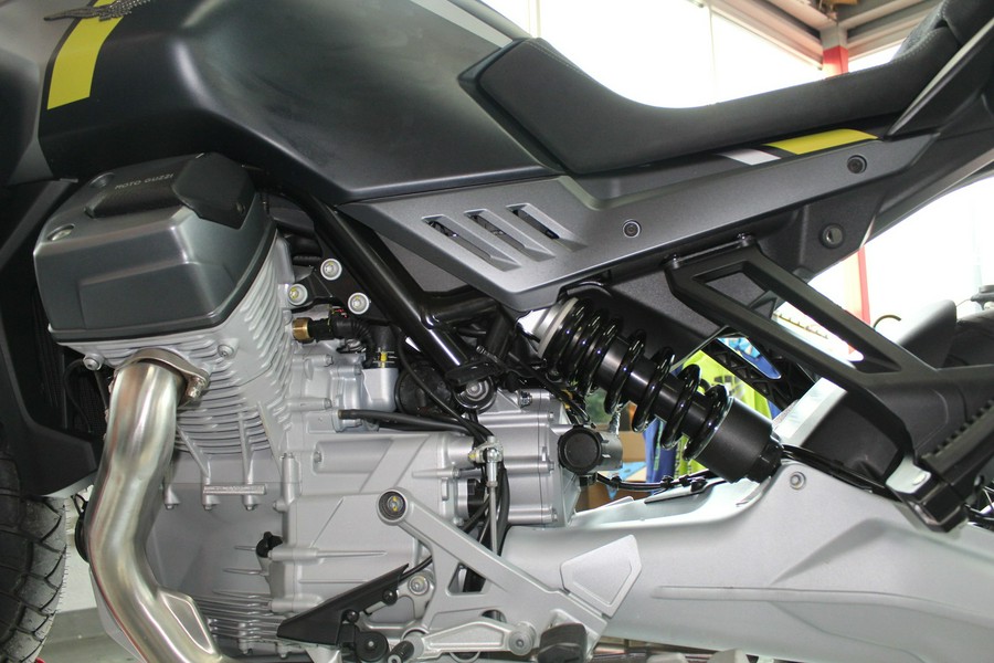 2024 Moto Guzzi Stelvio