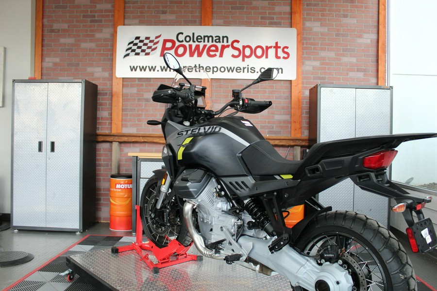 2024 Moto Guzzi Stelvio