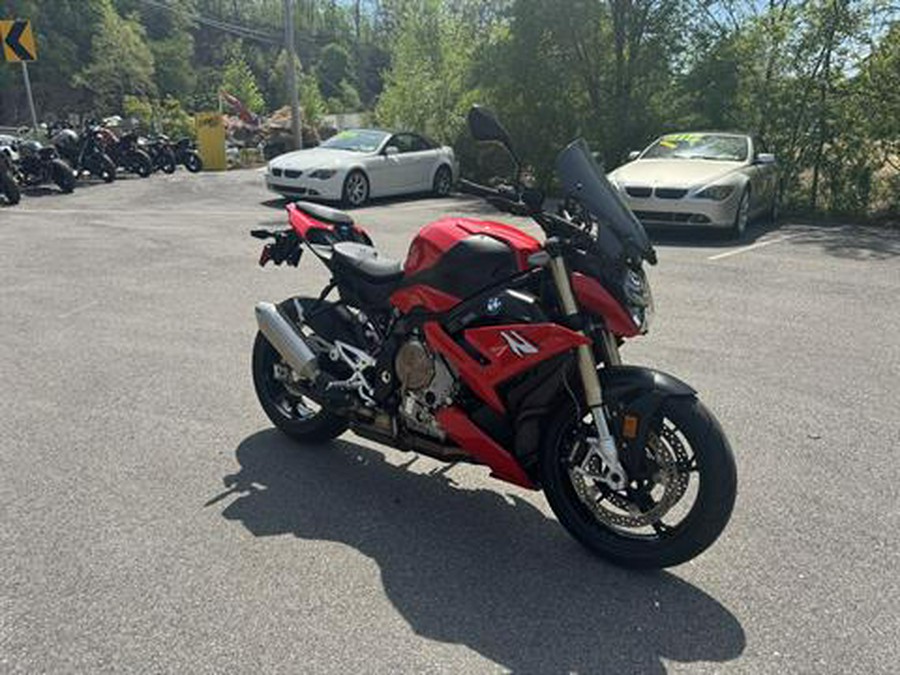 2022 BMW S 1000 R