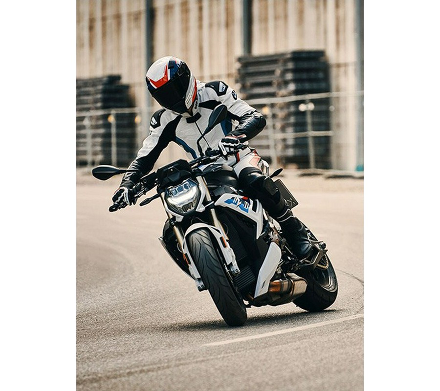 2022 BMW S 1000 R