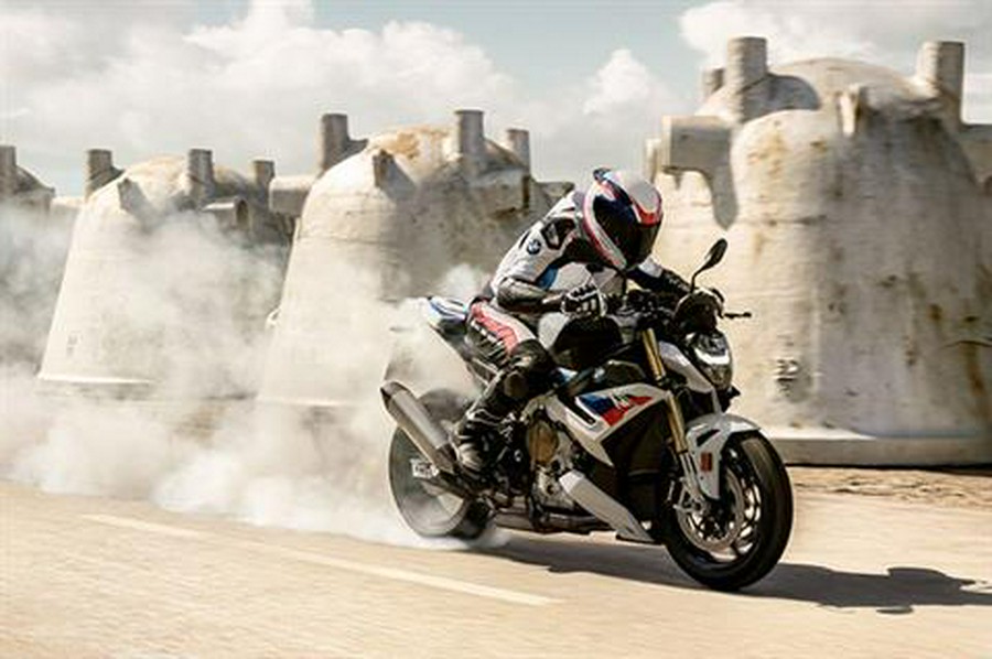 2022 BMW S 1000 R