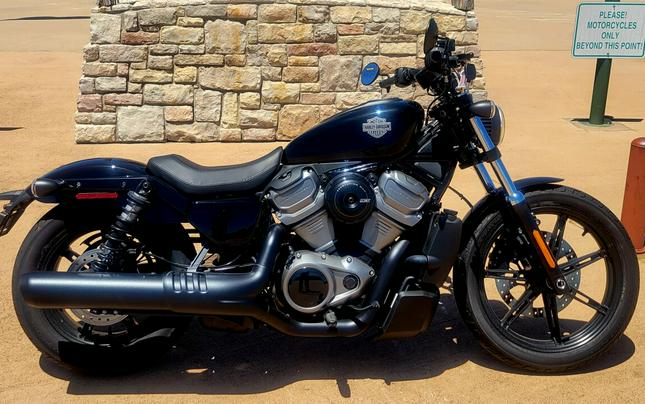 2023 Harley-Davidson® Nightster™ Vivid Black