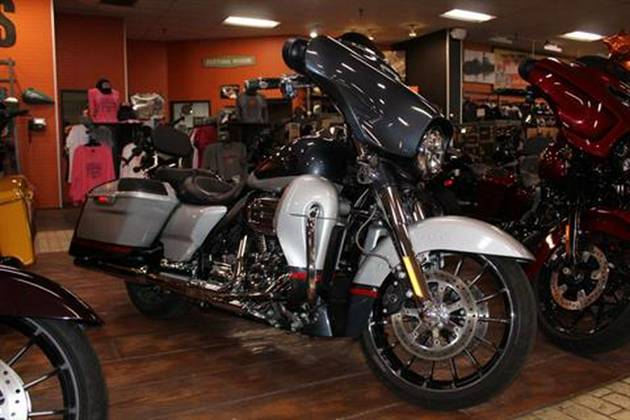 2019 Harley-Davidson CVO™ Street Glide®