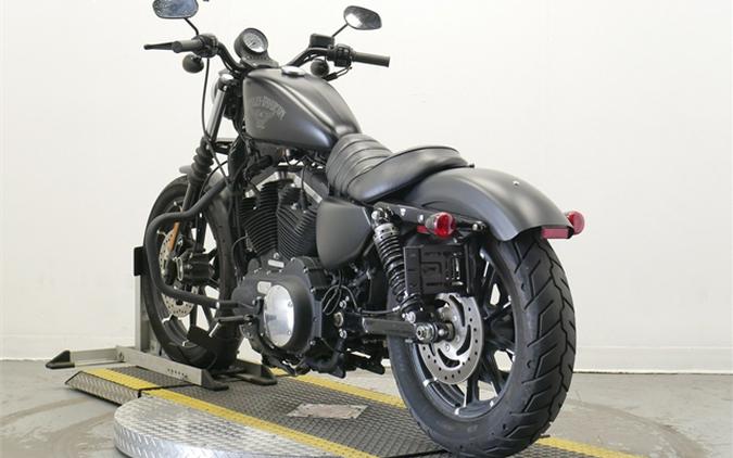 2017 Harley-Davidson Sportster Iron 883