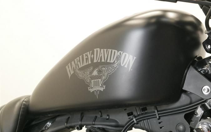 2017 Harley-Davidson Sportster Iron 883