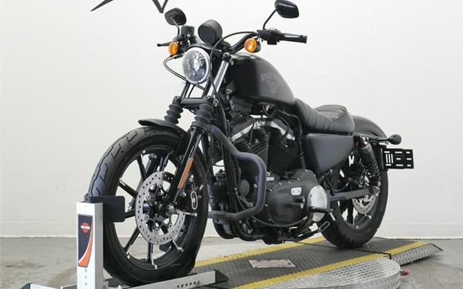 2017 Harley-Davidson Sportster Iron 883