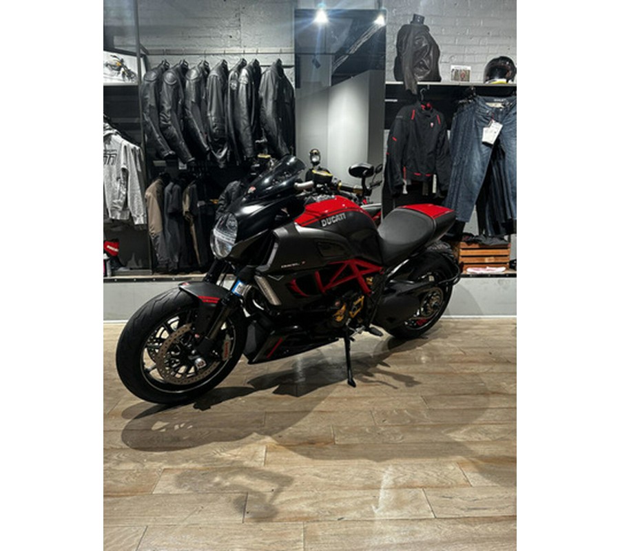 2012 Ducati Diavel Carbon