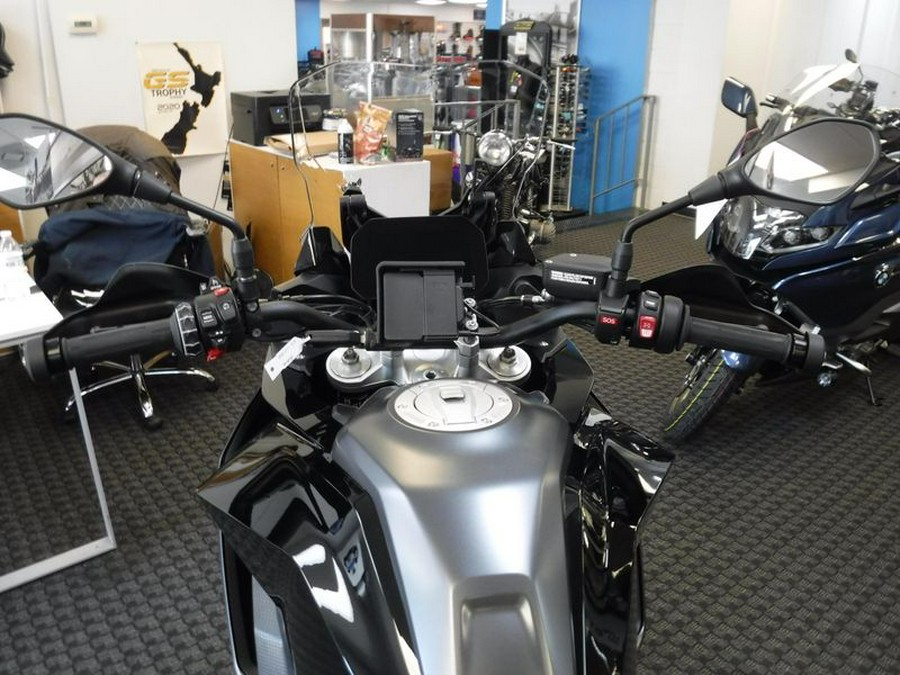 New 2025 BMW F 900 XR Motorcycle in Kansas City, MO