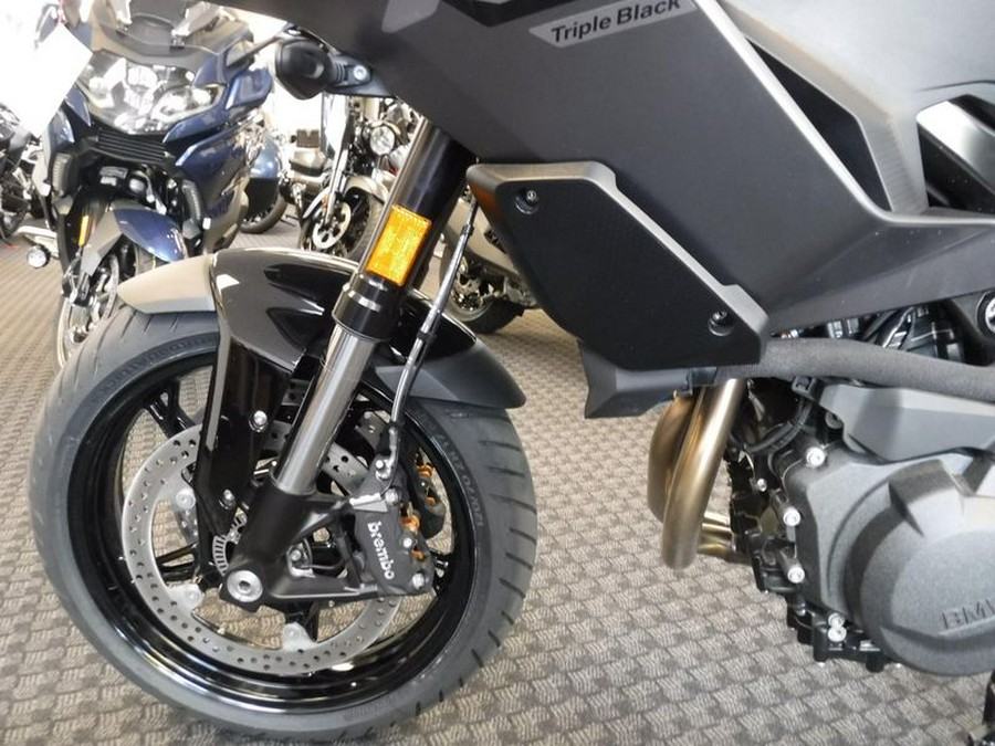 New 2025 BMW F 900 XR Motorcycle in Kansas City, MO