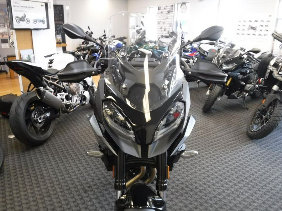 New 2025 BMW F 900 XR Motorcycle in Kansas City, MO