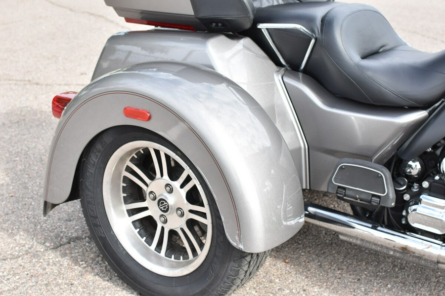 2016 Harley-Davidson Tri Glide Ultra flhtcutg