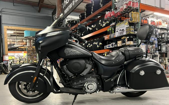 2016 Indian Motorcycle Chieftain Dark Horse