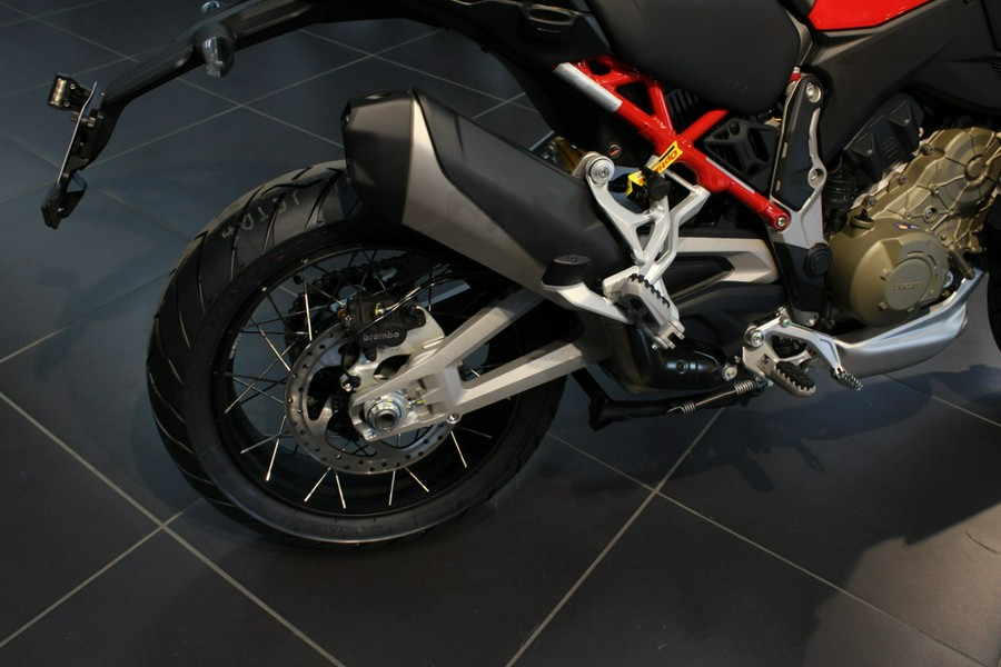 2023 Ducati Multistrada V4 S Travel & Radar Spoked Wheels