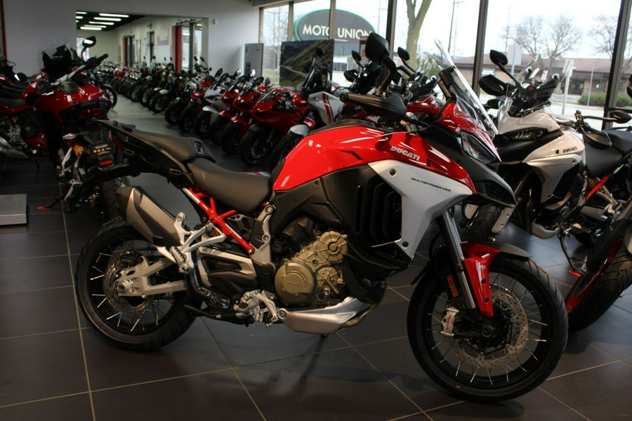 2023 Ducati Multistrada V4 S Travel & Radar Spoked Wheels