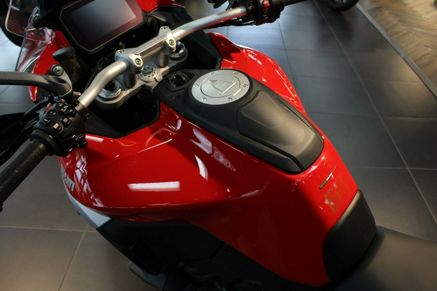 2023 Ducati Multistrada V4 S Travel & Radar Spoked Wheels