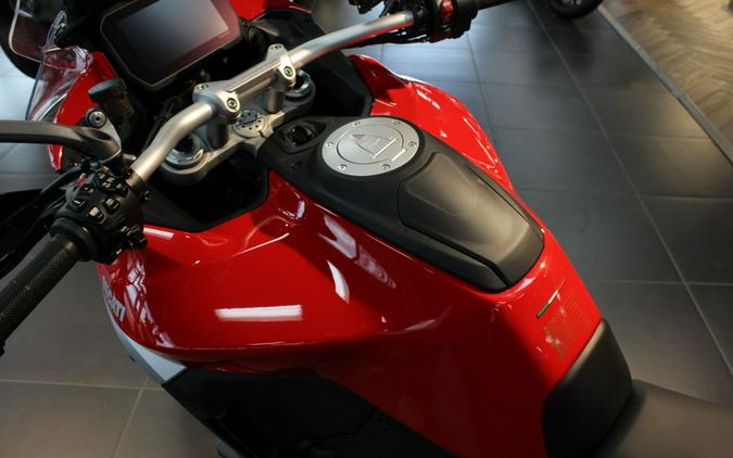 2023 Ducati Multistrada V4 S Travel & Radar Spoked Wheels