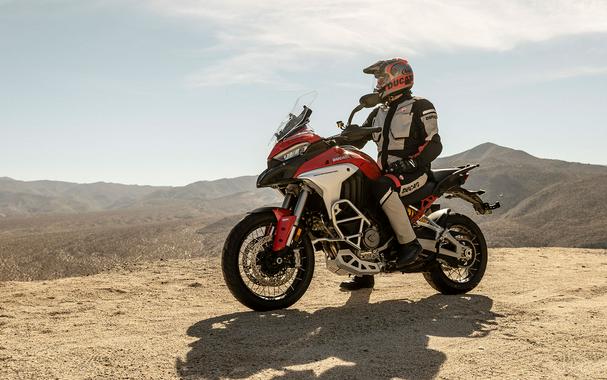 2023 Ducati Multistrada V4 S Travel & Radar Spoked Wheels