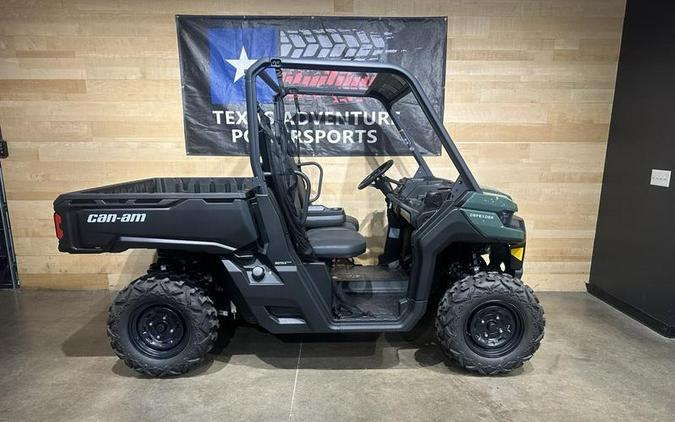 2024 Can-Am® Defender HD7