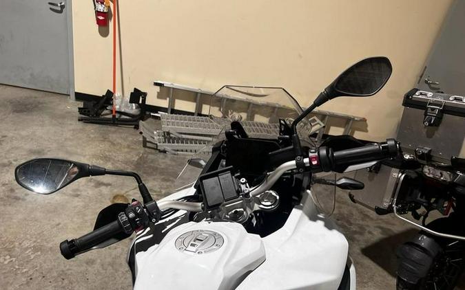 2023 BMW F 850 GS Adventure Light White