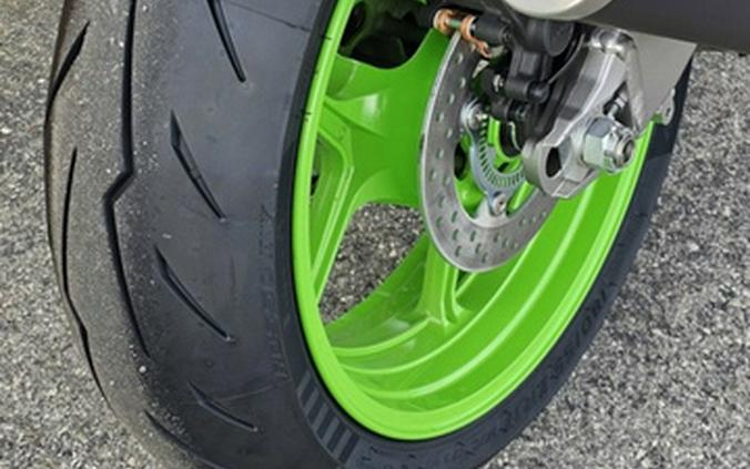 2024 Kawasaki Ninja ZX-6R 40th Anniversary Edition ABS