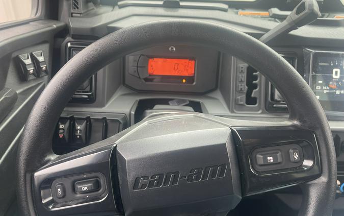 2026 Can-Am Defender MAX Limited HD11