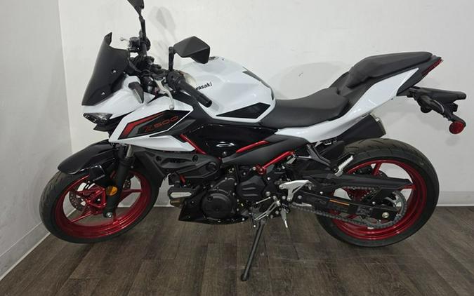 2026 Kawasaki Z500 SE ABS