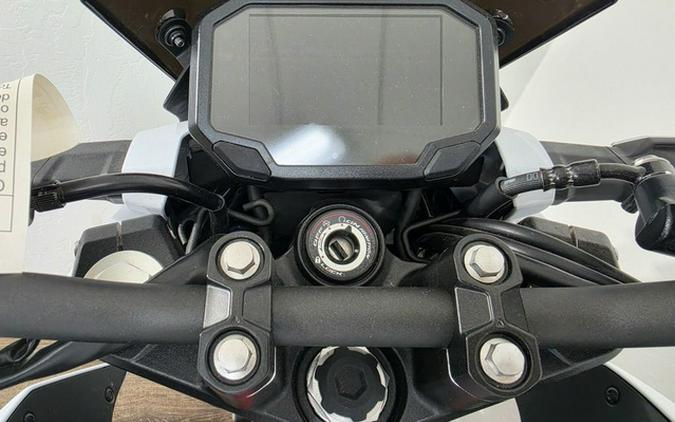 2026 Kawasaki Z500 SE ABS