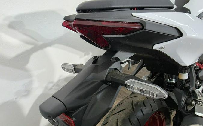 2026 Kawasaki Z500 SE ABS