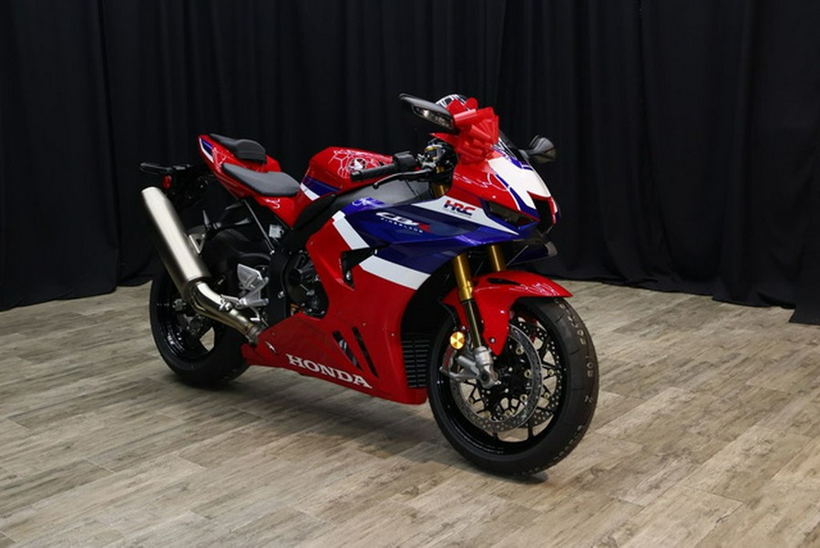 2025 Honda CBR1000RR-R Fireblade SP