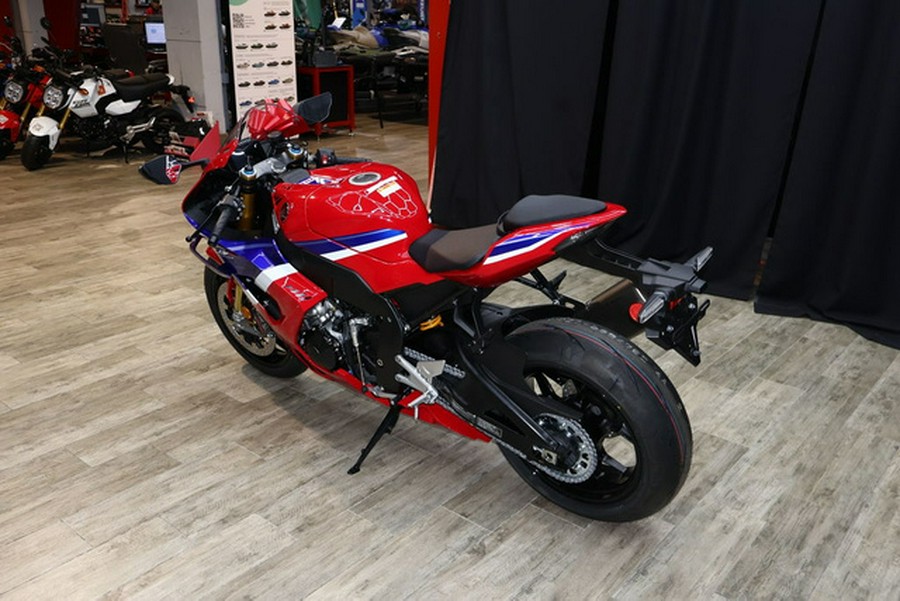 2025 Honda CBR1000RR-R Fireblade SP