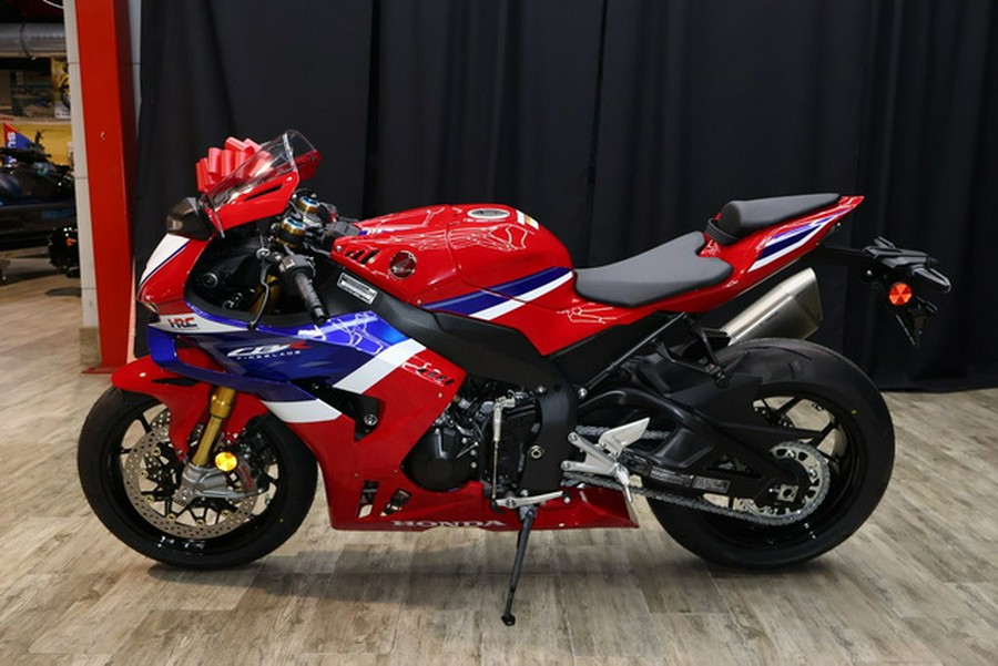 2025 Honda CBR1000RR-R Fireblade SP