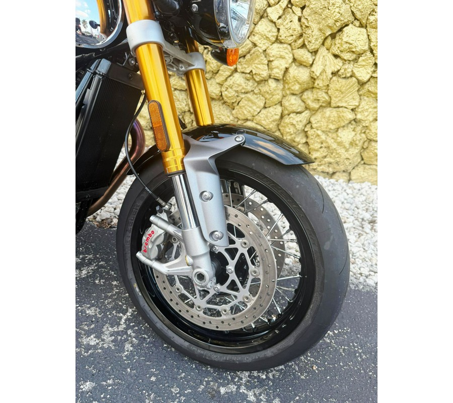 2023 Triumph Thruxton RS Chrome Edition